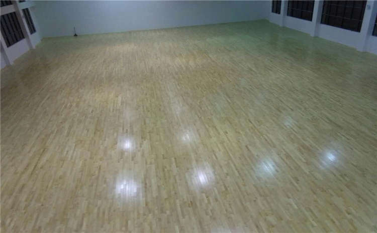 楓木體育木地板多少錢(qián)一平米