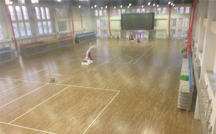 運(yùn)動(dòng)木地板鋪裝工地太多啦