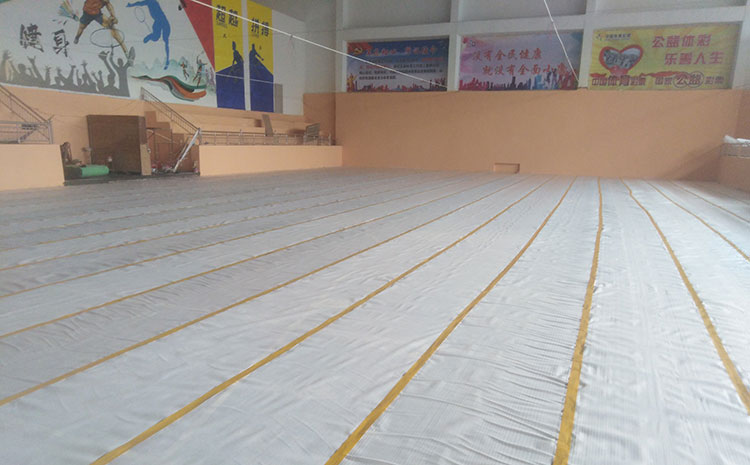 籃球場木地板的質(zhì)量要求是什么？