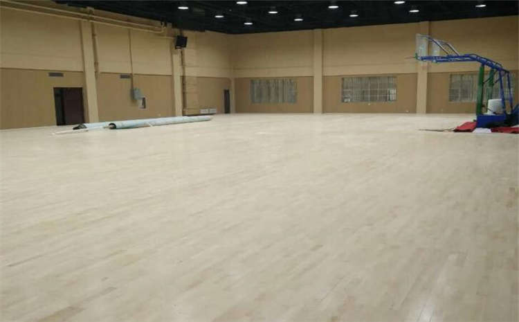 拼裝籃球場地板怎么維護